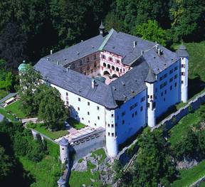 Schloss Trazberg